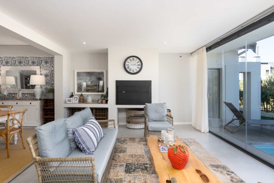 To Let 4 Bedroom Property for Rent in Val De Vie Estate Western Cape